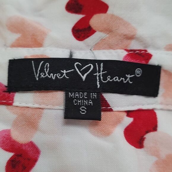 Velvet Heart  Long sleeve hi low heart print button down shirt Valentines Sz S - Picture 5 of 5